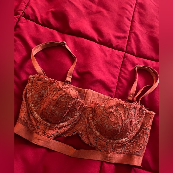 Victoria's Secret Other - Victoria's Secret Lace Bralette in Rust 32B